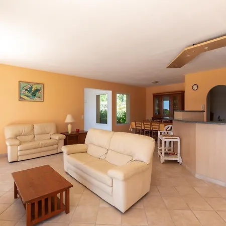 Villa Spacious With Pool Santʼ Andrea-dʼOrcino