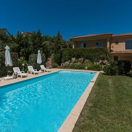 Spacious With Pool Sant' Andrea-d'Orcino