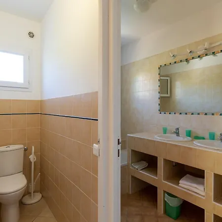 Spacious With Pool Villa *