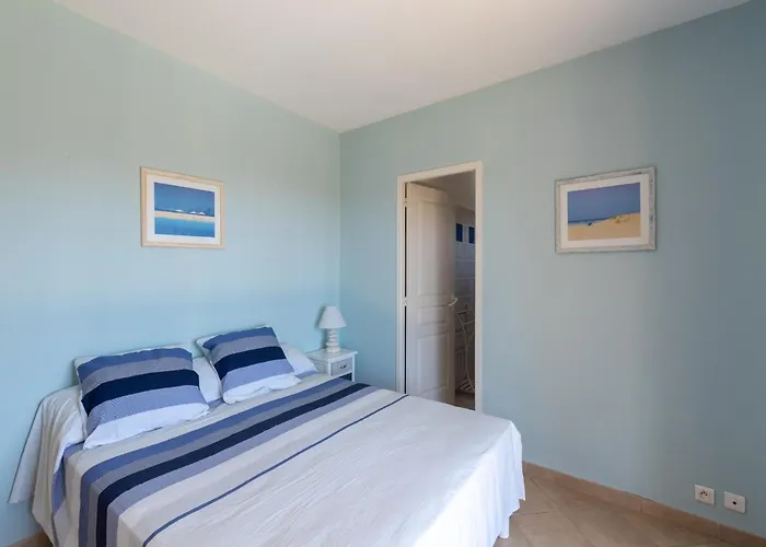 Spacious With Pool Villa