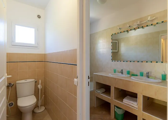 Spacious With Pool Villa *